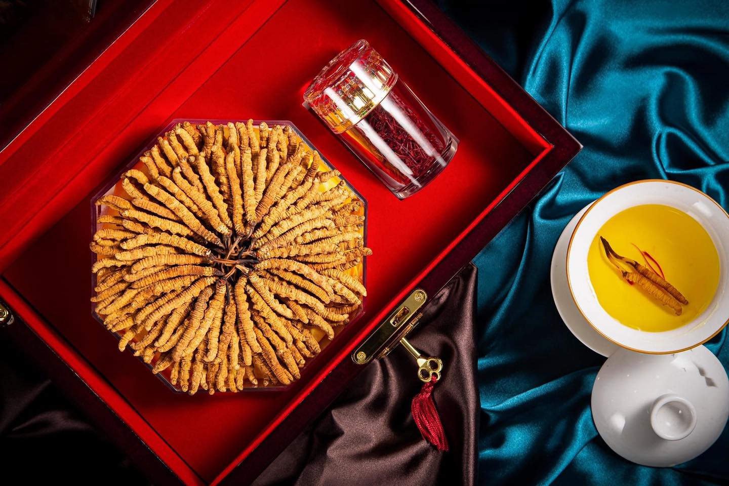 Đông Trùng Hạ Thảo Thiên Nhiên Tây Tạng Loại Khô 50 Con/10g